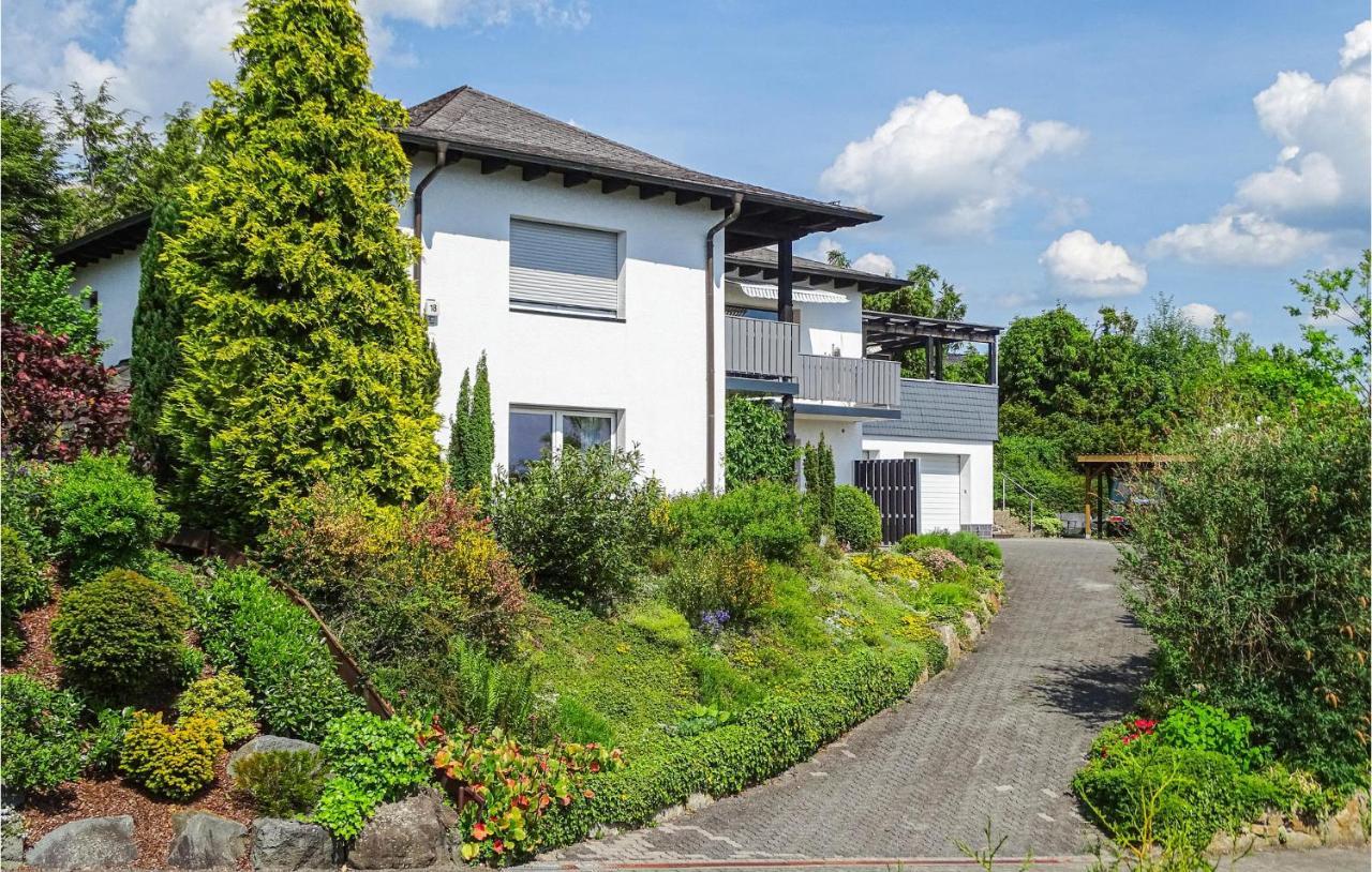Beautiful Apartment In Dillenburg With Kitchen エクステリア 写真