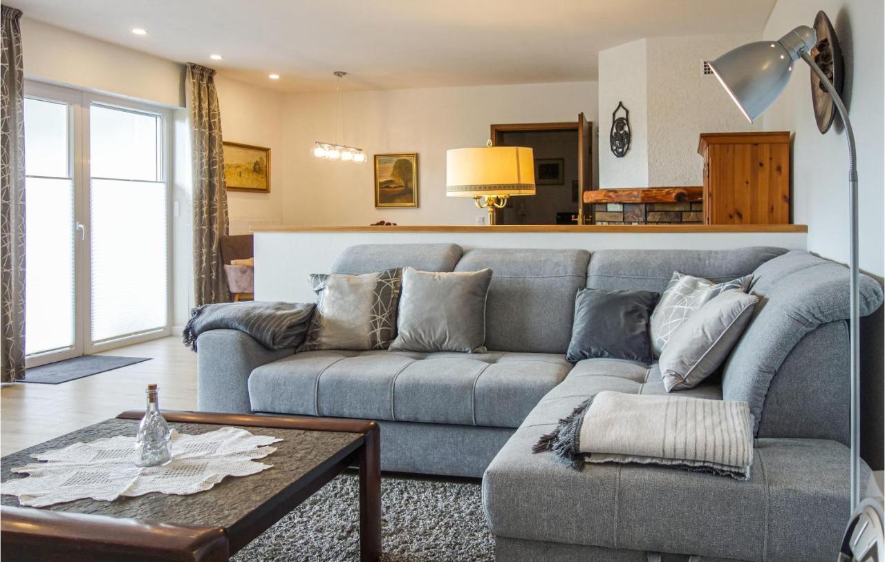 Beautiful Apartment In Dillenburg With Kitchen エクステリア 写真